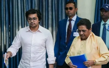 मायावती ने 16 अप्रैल को बुलाई बड़ी बैठक, भतीजे आकाश को मिलेगी बड़ी जिम्मेदारी !