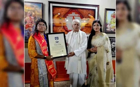 'चॉक पर सुई से नक्काशी’ कर लिखी "हनुमान चालीसा", छात्रा खुशी यादव का नाम ‘इंडियन बुक ऑफ रिकॉर्ड्स’ में दर्ज