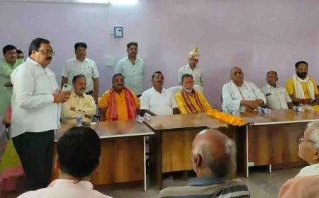 अपने बच्चों को पढ़ाये, नशा से दूर रखें : प्रभारी मंत्री