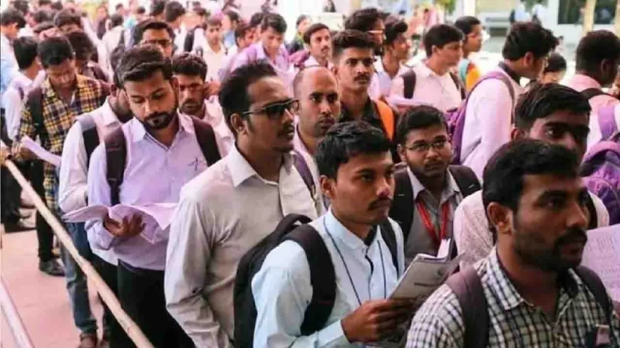 69000 सहायक शिक्षक भर्ती : शैक्षणिक अहर्ता पूरी न करने वाले शिक्षकों की सेवा होगी समाप्त