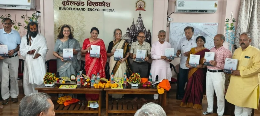 बुंदेलखंड विश्वकोश कार्यालय के उद्घाटन अवसर पर सांसद और मीना ताई ने दिया हरसंभव सहयोग का वचन