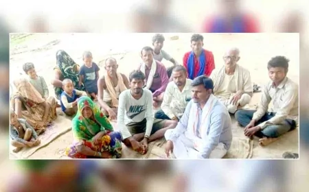 कांग्रेसियों ने प्राईमरी स्कूलो को बंद करने के विरोध में शुरू किया अभियान