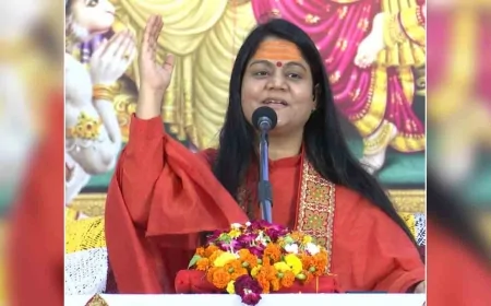 समाज को जोड़ती है रामकथा : भारती