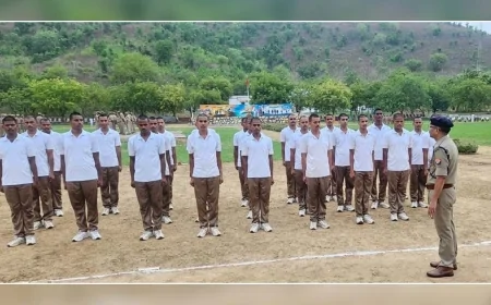 एसपी ने निरीक्षण कर पुलिस लाइन का लिया जायजा