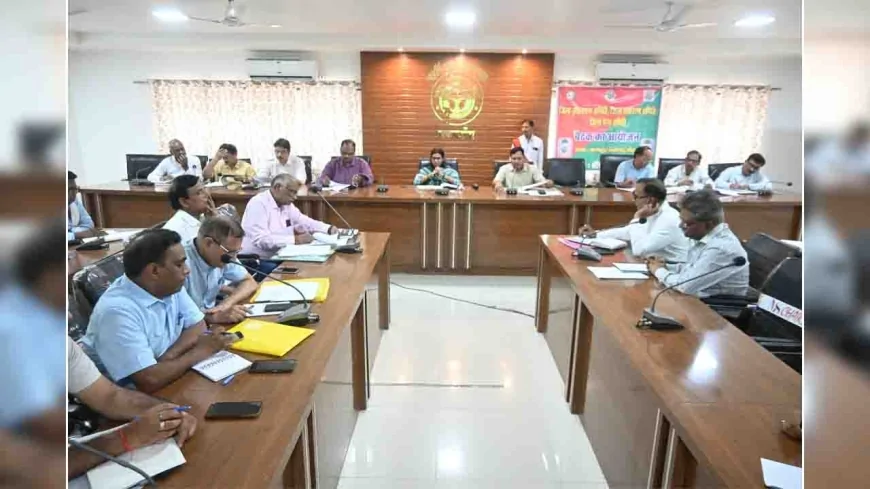 जिला गंगा समिति एवं वृक्षारोपण समिति की बैठक सम्पन्न