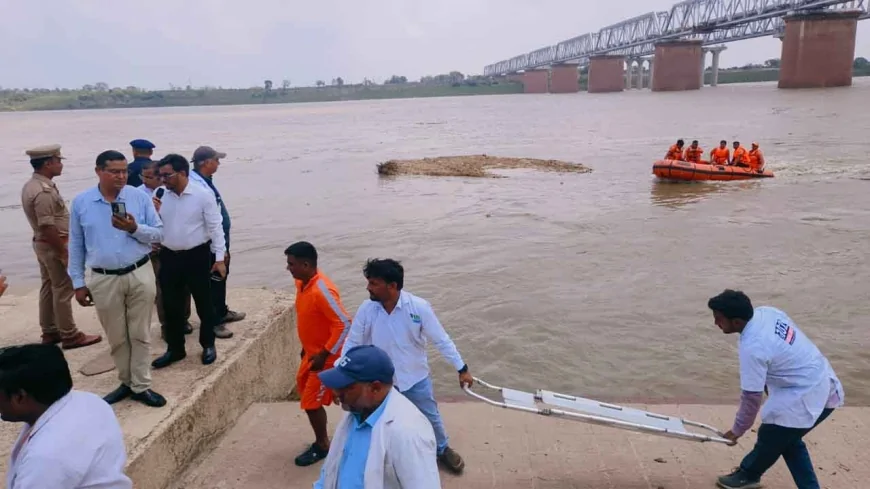 संभावित बाढ़ को लेकर जिला प्रशासन ने बचाव टीमों के साथ की मॉकड्रिल