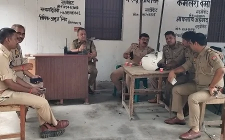 कचहरी परिसर में वकीलों के दो गुटों में खूनी संघर्ष, लाठी-डंडे चले