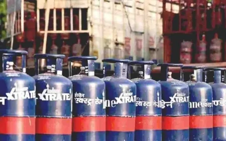नई दिल्ली : एलपीजी ग्राहकों को बड़ी राहत, कमर्शियल सिलेंडर हुआ सस्ता