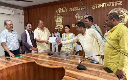 गौशाला संचालन में आ रही दिक्कतों से कराया अवगत