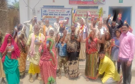 पोषण एवं स्वास्थ्य के प्रति किया जागरूक, बांटे गए जूस-च्यवनप्राश