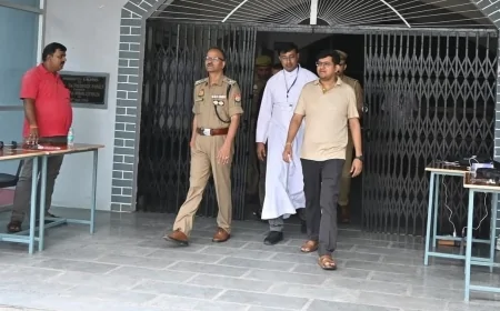 परीक्षा केन्द्रों का डीएम-एसपी ने किया निरीक्षण