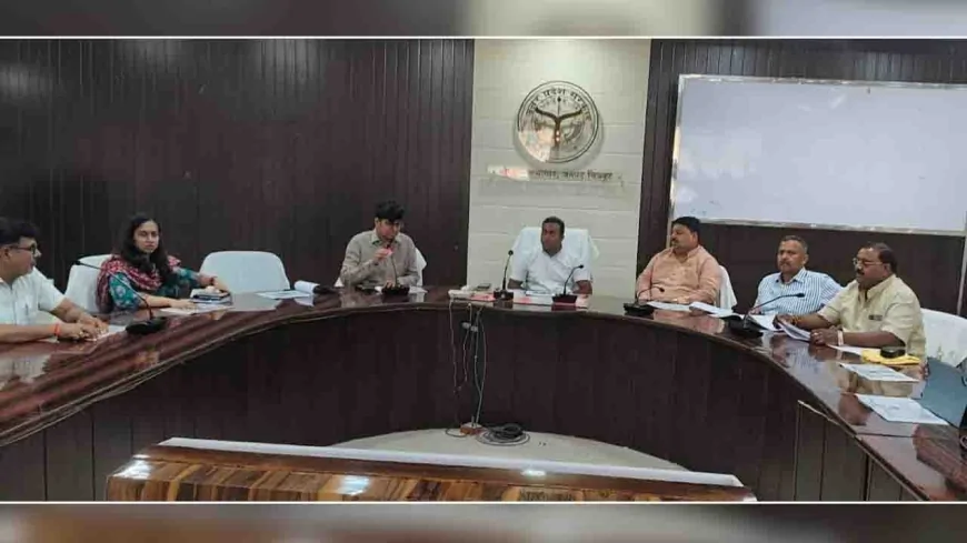 विद्युत उपभोक्ताओं को प्रदान करें बेहतर सेवाएं : एमडी