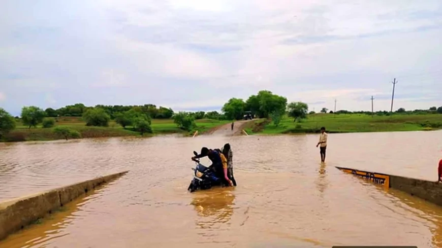 24 घंटे में केन नदी का जलस्तर दो मीटर बढ़ा, खतरे के निशान के करीब