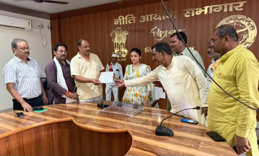 गौशाला संचालन में आ रही दिक्कतों से कराया अवगत