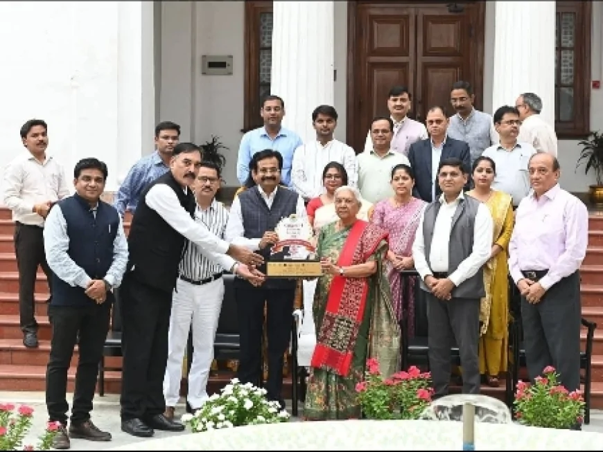 बुंदेलखंड विश्वविद्यालय को मिला यूजीसी कैटेगरी-1 का दर्जा, प्रतिनिधिमंडल ने राज्यपाल से प्राप्त किया आशीर्वाद