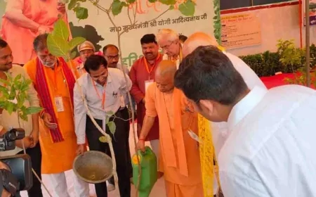 पौधरोपण कर हरिशंकरी वाटिका का किया स्थापना