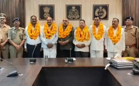 सीओ समेत पुलिस कर्मियो को सेवानिवृत्त होने पर दी गई विदाई