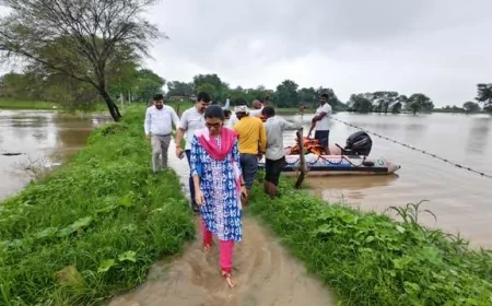 बांदा में यमुना ने बरपाया कहर : दो दर्जन गांव बाढ़ की चपेट में, सैकड़ों मकान ढहे, फसलें बर्बाद