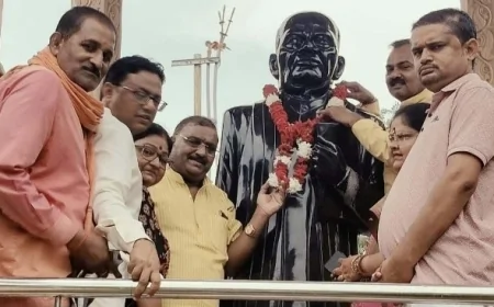 भाजपाईयों ने तिरंगा यात्रा निकाल महापुरुषों को किया नमन