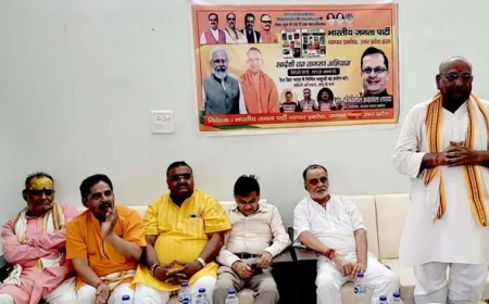 स्वदेशी अपनाने से आर्थिक विकास नीति के बनेंगें नवीन आयाम : पंकज त्रिपाठी