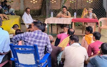 जनपद के सभी थानों में चौपाल, पुलिस ने डकैतों एवं ड्रोन उड़ने की अफवाहों पर किया ग्रामीणों को जागरूक