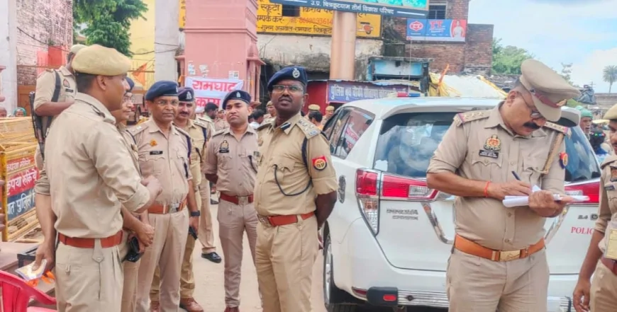 सुरक्षा को लेकर डीआईजी, एसपी, एएसपी ने किया मेला क्षेत्र का निरीक्षण