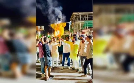 एबीवीपी ने मंत्री ओमप्रकाश राजभर का पुतला फूँका, जताया आक्रोश