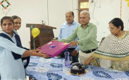 डायट में डीएलएड प्रशिक्षुओ ने किया कार्यक्रम