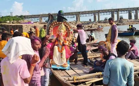 100 से अधिक गणेश प्रतिमाओं का केन नदी में विसर्जन, शहर में दिखा भक्तिमय माहौल