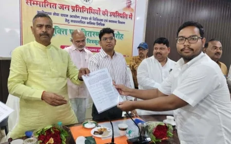 नव चयनित 12 कनिष्ठ लिपिक को दिए गए नियुक्ति पत्र