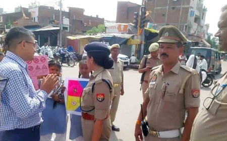 सड़क सुरक्षा अभियान में छात्र-छात्राओं की सक्रिय भागीदारी