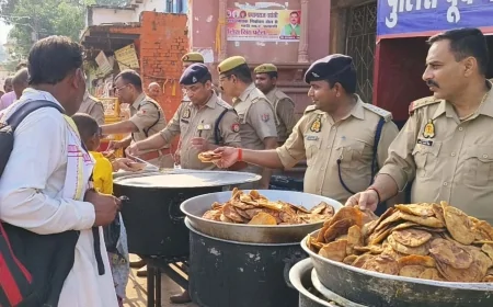 मेला क्षेत्र में श्रद्धालुओं को बांटी पूड़ी-सब्जी