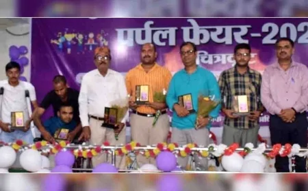 जेआर दिव्यांग विवि में कवियों ने बांधा समां