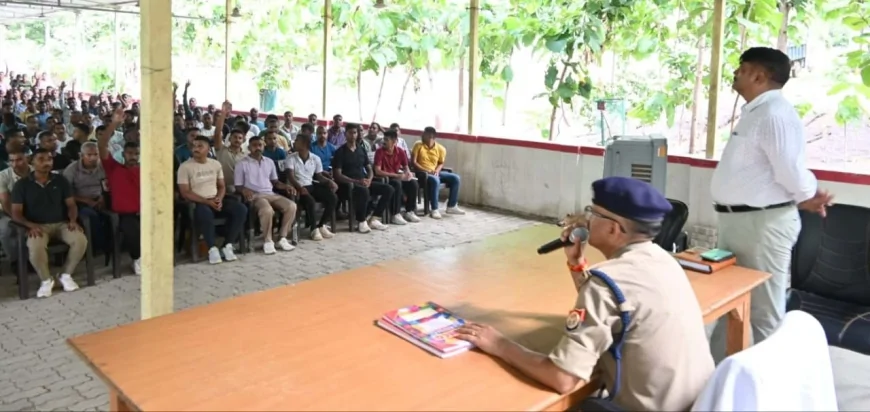रिक्रूट आरक्षियों की एसपी ने जानी समस्याएं