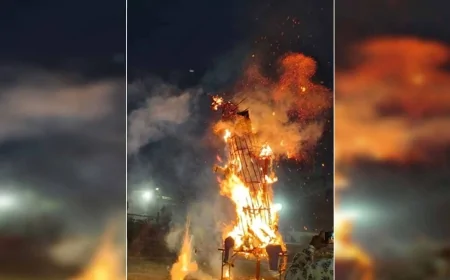 रावण वध कर फूंका पुतला, हर्षोल्लास से मना दशहरा