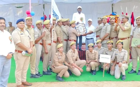 विजेताओ को डीआईजी ने किया पुरस्कृत