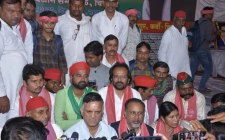 सपा के बूथ स्तरीय कार्यकर्ता सम्मेलन व पीडीए संवाद कार्यक्रम संपन्न