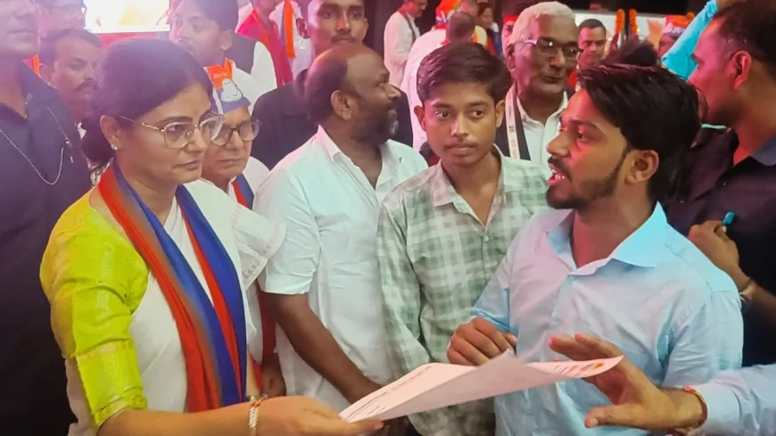 केंद्रीय मंत्री के दौरे पर छात्रनेता शैलेन्द्र वर्मा ने उठाई बुंदेलखंड के स्वास्थ्य की आवाज
