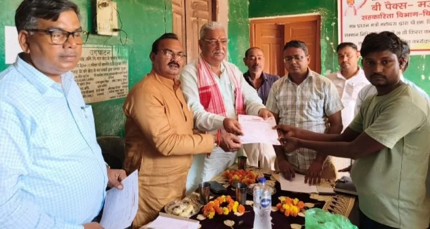 कैम्प सदस्यता महाअभियान के तहत बनाए सदस्य, वितरित किए प्रमाण पत्र