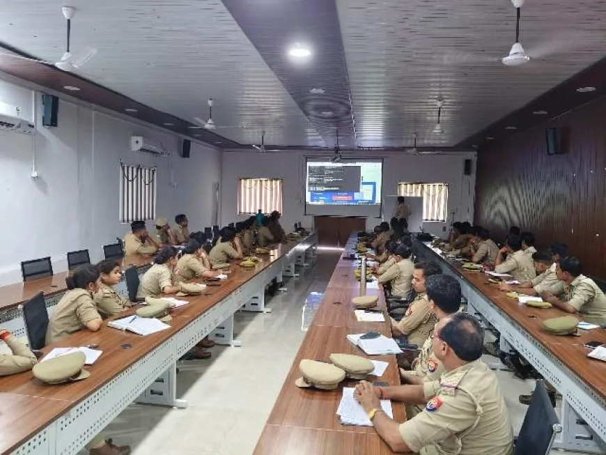 साइबर अपराधों पर रोकथाम के लिए बांदा पुलिस लाइन में विशेष प्रशिक्षण कार्यशाला आयोजित