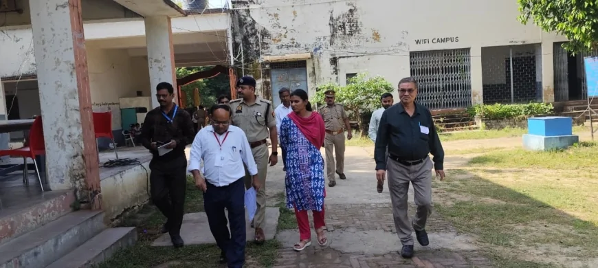जिलाधिकारी एवं पुलिस अधीक्षक ने लिया परीक्षा केंद्रों की सुरक्षा व्यवस्था का जायजा