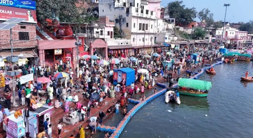 दीपदान को उमड़े श्रद्धालु, दीपो से जगमग हुई मंदाकिनी