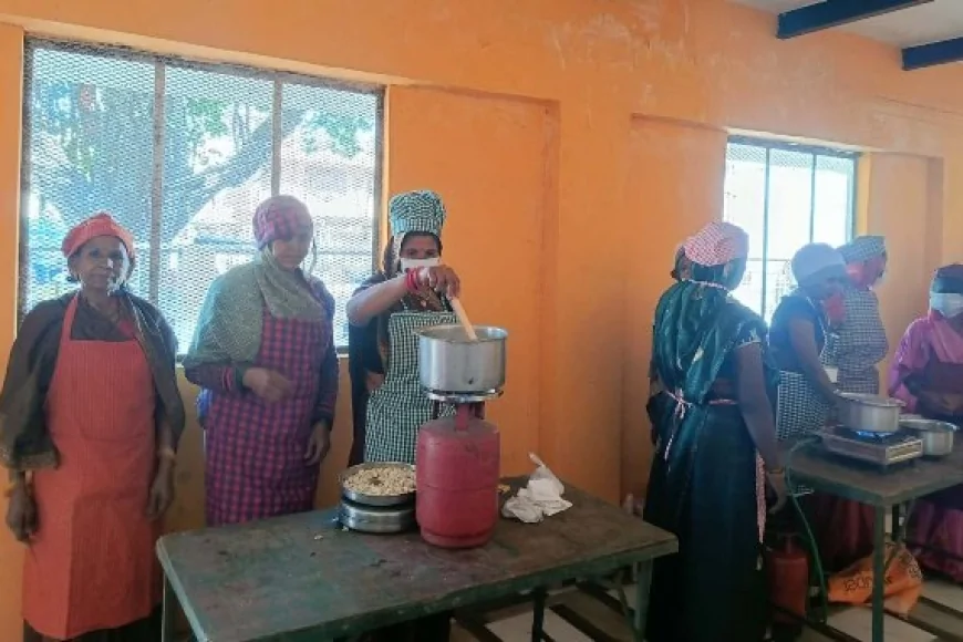 पाक कला में रसेाइया सविता को मिला पहला स्थान