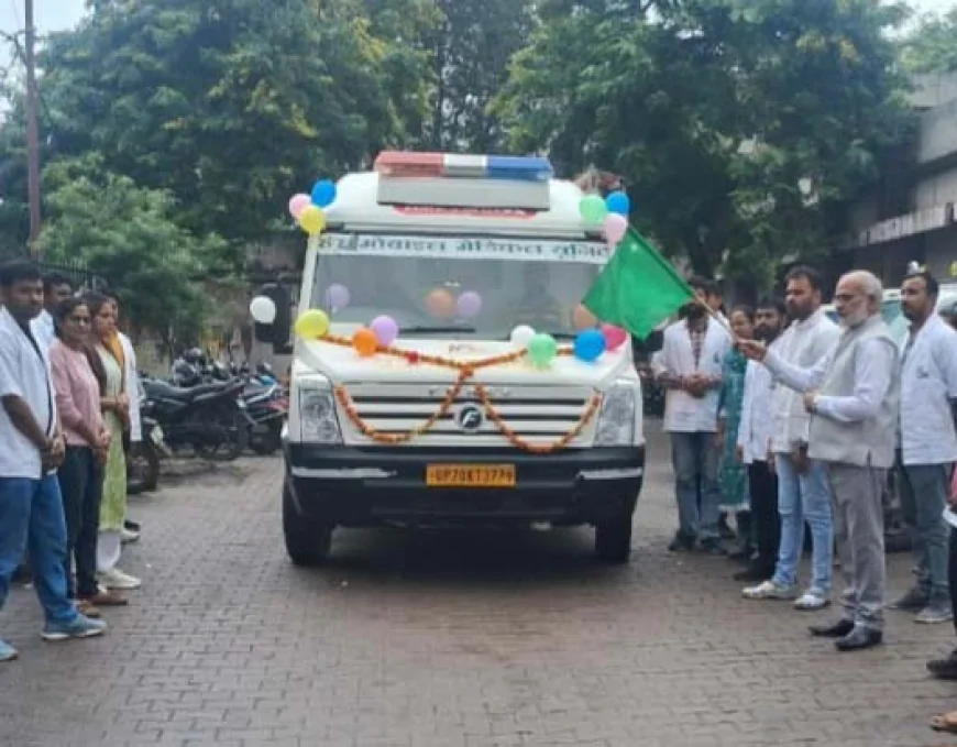 सीएमओ ने पांच मोबाइल मेडिकल यूनिट को दिखाई हरी झंडी