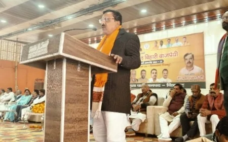 भारतरत्न अटल बिहारी बाजपेयी की जयंती व एसआईआर अभियान की हुई कार्यशाला