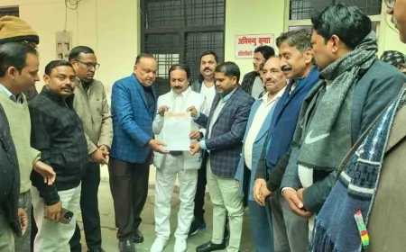 निजी फिटनेस सेंटरों में धांधली के आरोप, व्यापार मंडल ने एसडीएम को सौंपा ज्ञापन