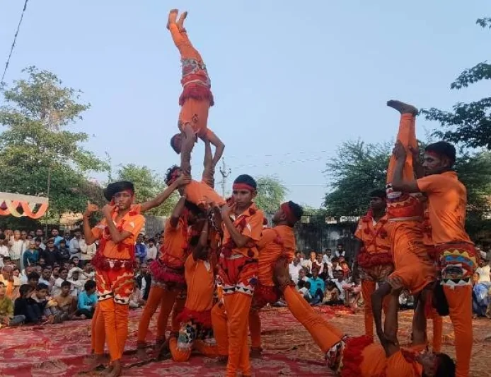 बुंदेली लोक संस्कृति का महाकुंभ : 25 दिसंबर को बड़ोखर खुर्द में होगा बुंदेली दीवारी महोत्सव मेला