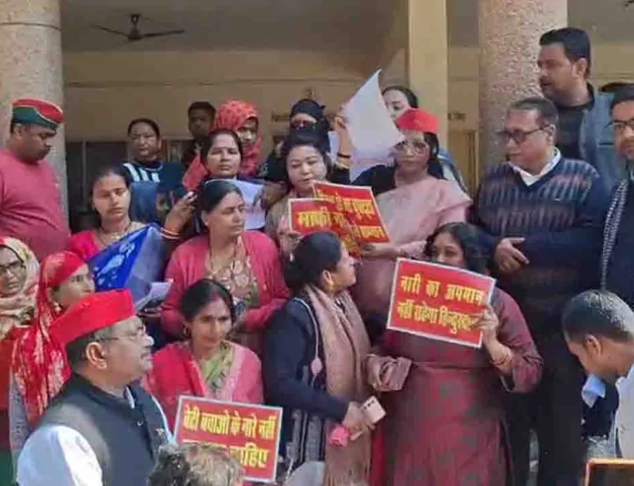 महिला सम्मान पर हमला बर्दाश्त नहीं: समाजवादी महिला सभा ने नीतीश कुमार की घटना की कड़ी निंदा