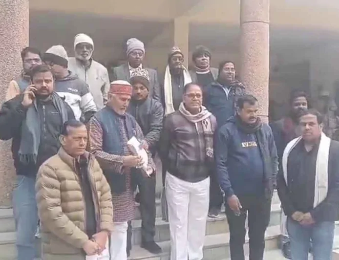 बांदा में निजी फिटनेस सेंटरों पर धांधली का आरोप, व्यापार मंडल ने सीएम योगी को भेजा ज्ञापन