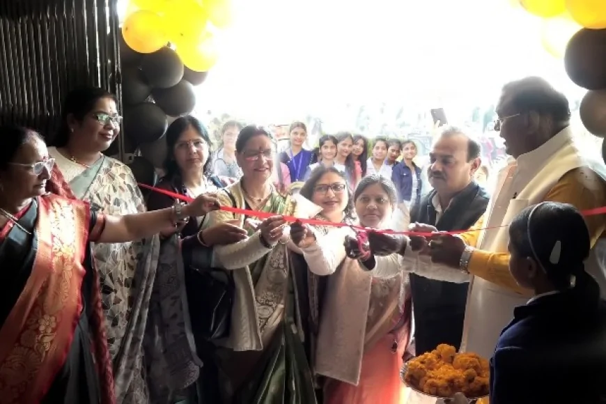 छात्राओं ने करियर मेले में किया प्रतिभा प्रदर्शन